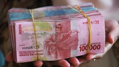 Jangan Panik! Pinjaman Online Solusi Masalah Keuanganmu.